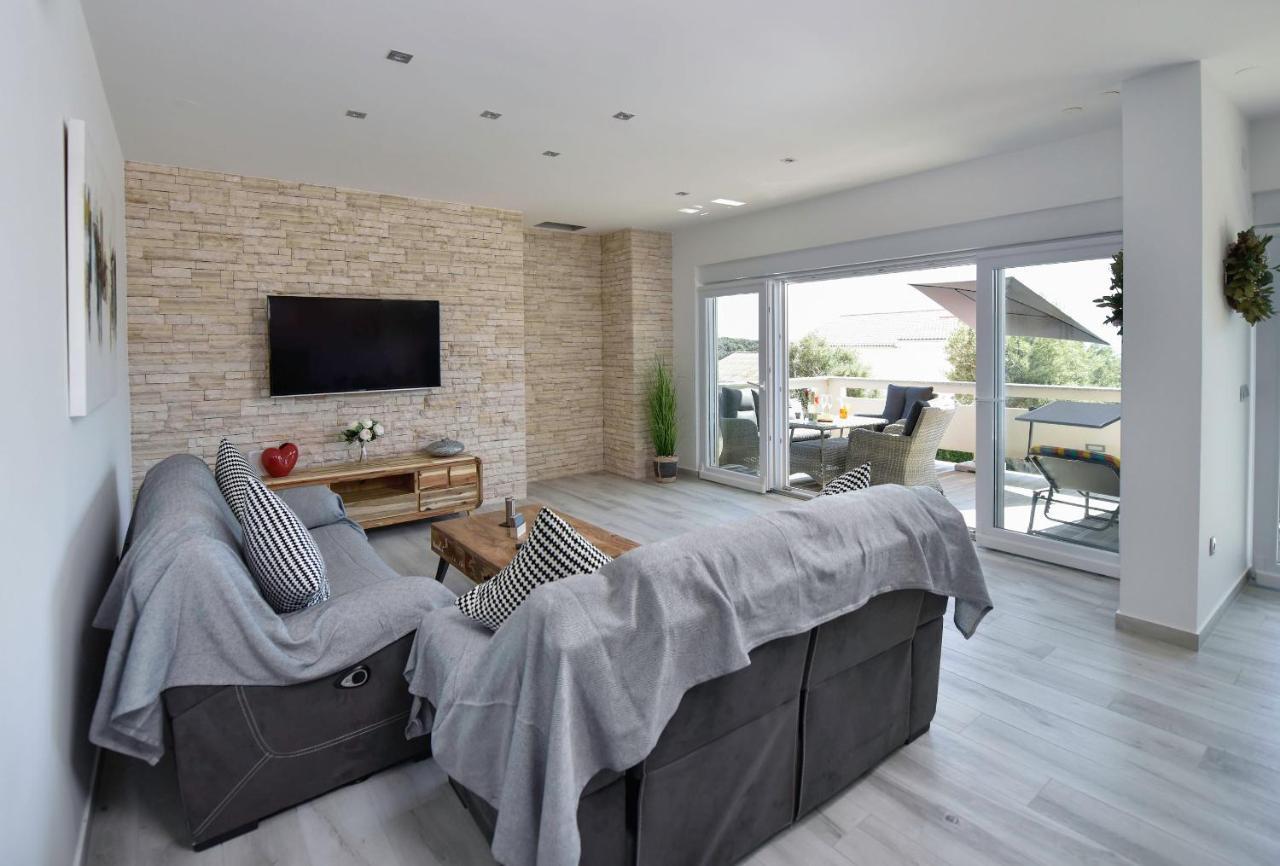 Moderner Bungalow Mit Meerblick Lun  Esterno foto
