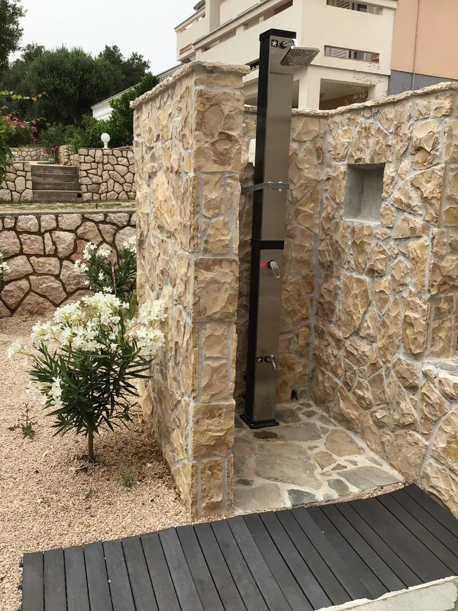 Moderner Bungalow Mit Meerblick Lun  Esterno foto
